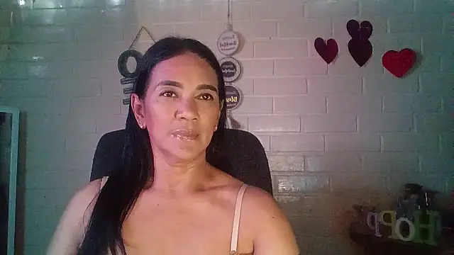 MiiaVelasquez online show from March 29, 2026, 5:20 am