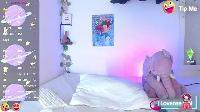 AliceMichelle  online show from November 9, 2025, 3:49 pm