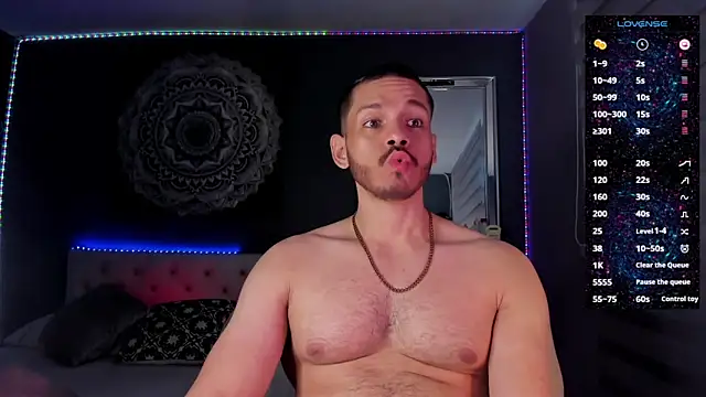 Snapshot of TianZilac chatting on December 4, 2025, 1:43 pm TianZilac online show from December 4, 2025, 1:43 pm