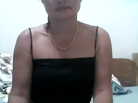 nathalie0045 online show from February 22, 2026, 10:06 am