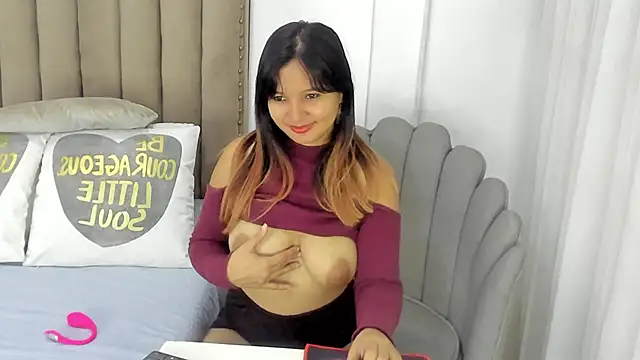 zusan king  online show from November 17, 2025, 3:21 am