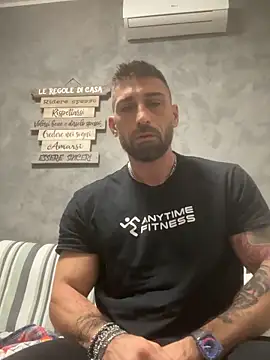 GmGit online show from November 12, 2025, 3:21 am