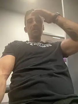 GmGit online show from March 5, 2026, 5:20 pm