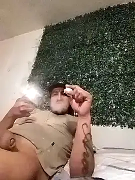 Snapshot of Arce92 chatting on February 12, 2026, 9:42 am Arce92 online show from February 12, 2026, 9:42 am