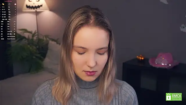 HongTomczak online show from November 6, 2025, 6:39 am