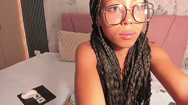 Snapshot of Mia_Duarte1 chatting on July 31, 2026, 7:22 pm Mia Duarte1 online show from July 31, 2026, 7:22 pm