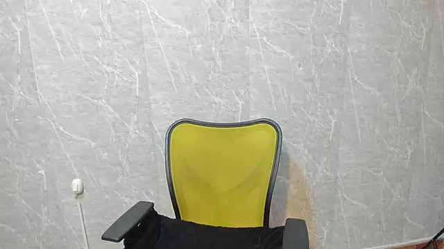 Snapshot of Sophi_Thaylorr chatting on November 10, 2025, 2:11 pm Sophi Thaylorr online show from November 10, 2025, 2:11 pm