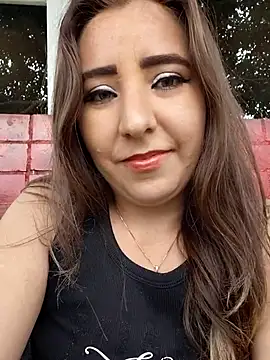 isabella lovem online show from June 6, 2026, 10:48 pm