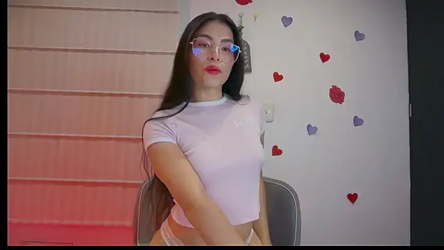 Snapshot of sasha_jonne chatting on February 25, 2026, 12:55 am sasha jonne online show from February 25, 2026, 12:55 am