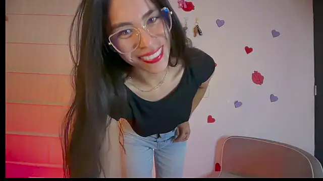 sasha jonne online show from June 22, 2026, 1:44 am