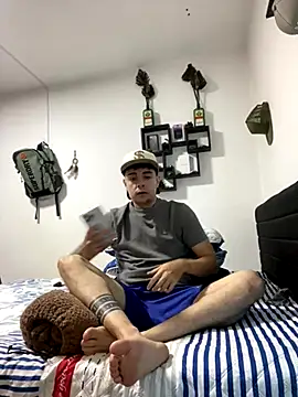 Snapshot of Jaguer2213 chatting on November 4, 2025, 3:21 am Jaguer2213 online show from November 4, 2025, 3:21 am