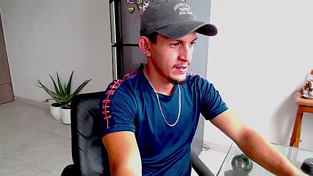 witherdick35 online show from September 12, 2025, 6:29 pm