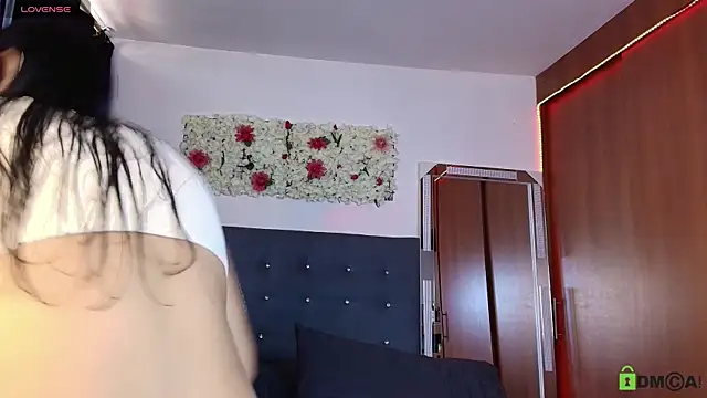 madisonwalkeeer online show from September 21, 2025, 1:38 pm