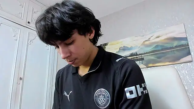 Tyler durten online show from December 2, 2025, 3:19 am