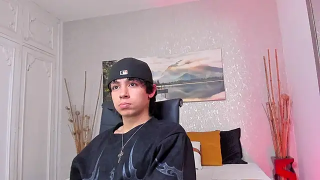 Snapshot of Tyler_durten chatting on February 25, 2026, 3:29 am Tyler durten online show from February 25, 2026, 3:29 am