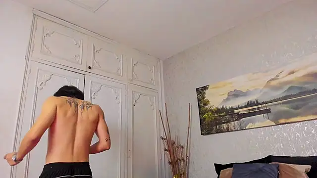 Tyler durten online show from June 25, 2026, 2:42 am