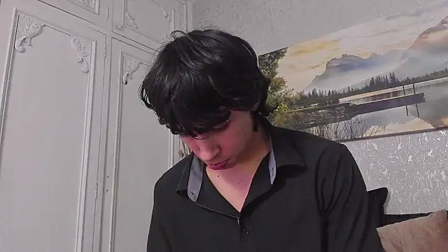 Snapshot of Tyler_durten chatting on June 7, 2026, 4:23 pm Tyler durten online show from June 7, 2026, 4:23 pm