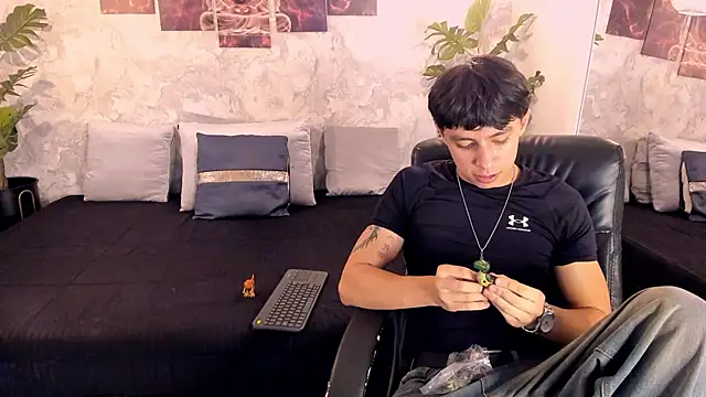 Tyler durten online show from October 9, 2025, 3:07 am