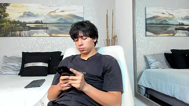 Tyler durten online show from September 20, 2025, 3:11 am