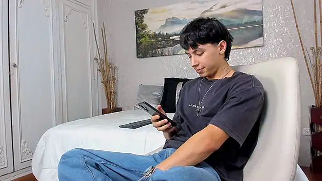 Tyler durten online show from October 1, 2025, 2:49 am