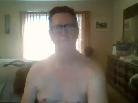 camminmichaellll online show from December 17, 2024, 6:42 pm