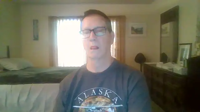 camminmichaellll online show from September 8, 2025, 10:09 pm