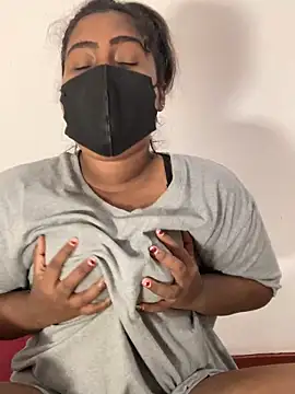 Choco Chuby online show from October 22, 2025, 2:38 pm