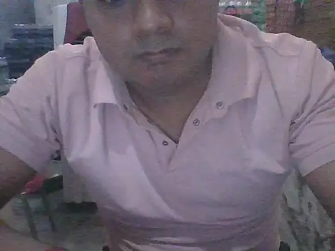 Snapshot of Mathuracsnet chatting on September 21, 2025, 9:25 am Mathuracsnet online show from September 21, 2025, 9:25 am