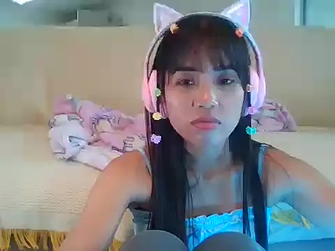 AnnewithanE online show from October 2, 2025, 5:44 am