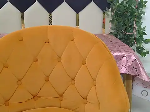 Its-ishikaa online show from November 1, 2025, 3:02 am