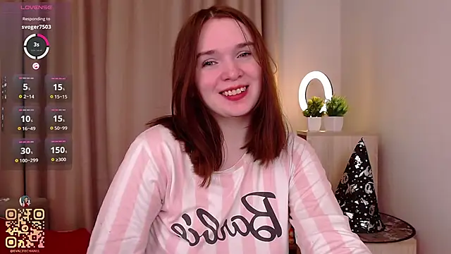 EvaJackson111 online show from October 19, 2025, 2:20 pm