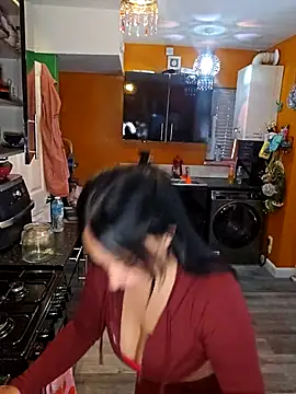 Filthymaddymilfy25 online show from March 22, 2026, 1:01 pm