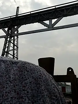 xyz-indian online show from October 6, 2025, 4:13 am