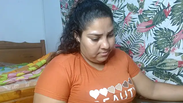 69smallstar online show from April 24, 2026, 10:12 pm