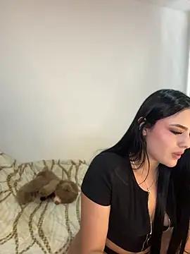 Scarlett Luxe online show from July 10, 2026, 3:45 pm