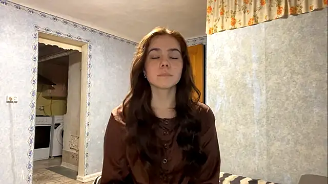 Lia rise online show from September 18, 2025, 4:10 pm