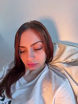 prettylittlefooxy online show from February 9, 2026, 8:45 am