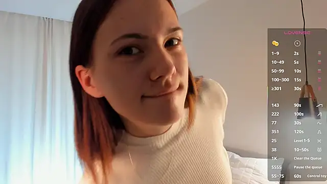 SirenaOstrem online show from September 27, 2025, 1:12 am