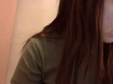 Snapshot of Lovelyclaya chatting on February 5, 2026, 1:18 pm Lovelyclaya online show from February 5, 2026, 1:18 pm