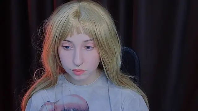 YukiMisa online show from November 25, 2025, 4:07 pm