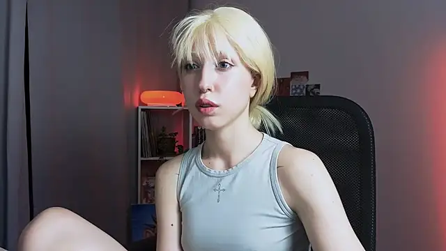 Snapshot of YukiMisa chatting on July 24, 2026, 5:53 pm YukiMisa online show from July 24, 2026, 5:53 pm