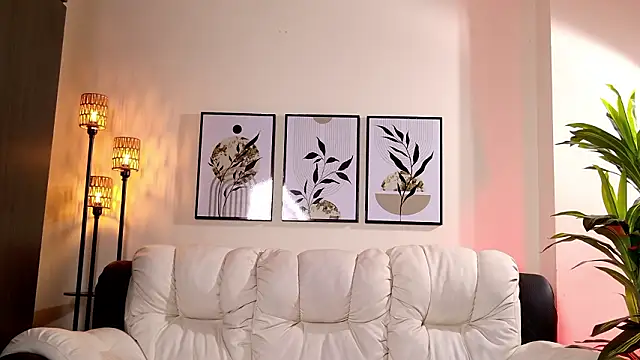 Snapshot of Violeta_Foxz chatting on February 26, 2026, 8:53 pm Violeta Foxz online show from February 26, 2026, 8:53 pm