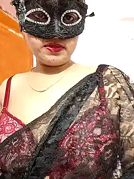 nice touch9733 online show from November 1, 2025, 2:33 pm