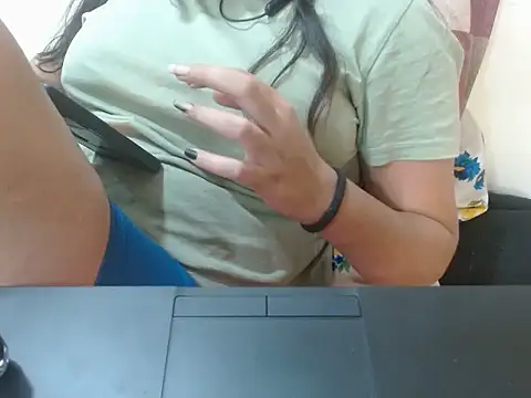 Nataliya Singh online show from February 6, 2026, 6:53 am