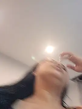 Alessandraa- online show from February 3, 2026, 1:38 am