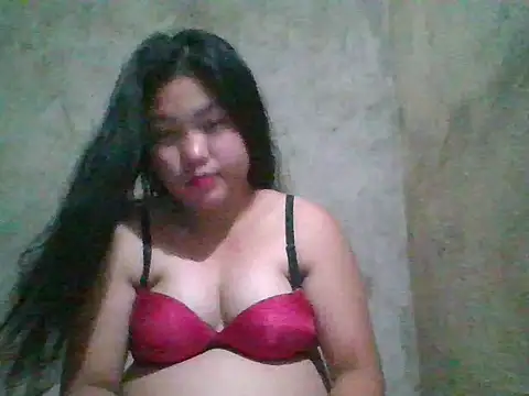 Snapshot of nikki_zapphire chatting on April 18, 2026, 4:26 am nikki zapphire online show from April 18, 2026, 4:26 am