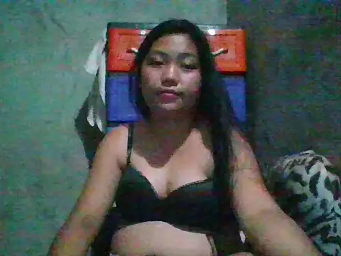 Snapshot of nikki_zapphire chatting on April 3, 2026, 12:33 pm nikki zapphire online show from April 3, 2026, 12:33 pm