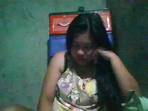 Snapshot of nikki_zapphire chatting on April 8, 2026, 1:45 pm nikki zapphire online show from April 8, 2026, 1:45 pm