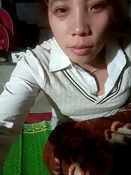 Phuong xxx online show from March 12, 2026, 1:37 pm