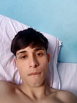 matiatr1112 online show from November 1, 2025, 5:29 pm